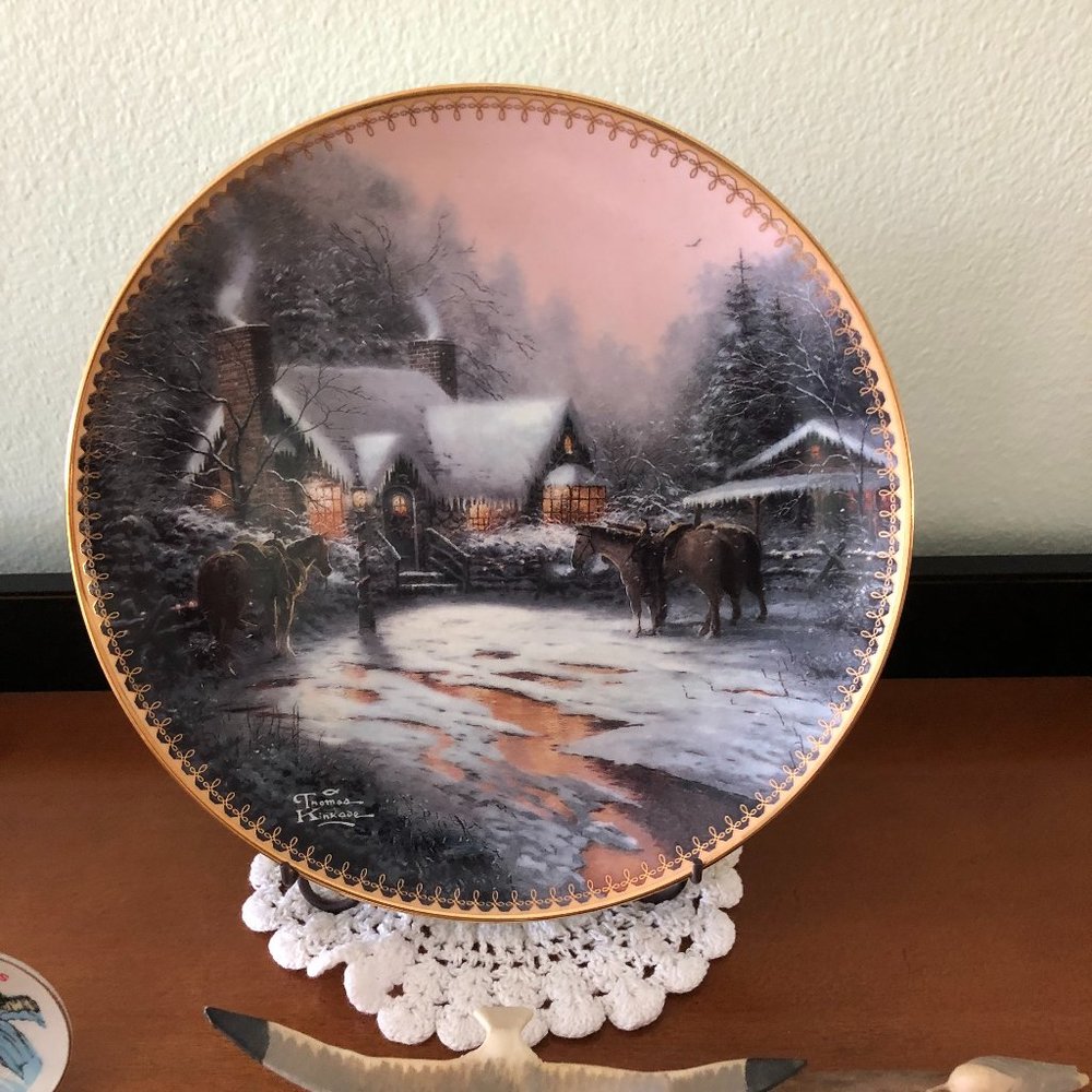 THOMAS KINKADE "A CHRISTMAS WELCOME GATHER AT OUR HOME1997 PLATE & CERT.IFICATE - Picture 2 of 16